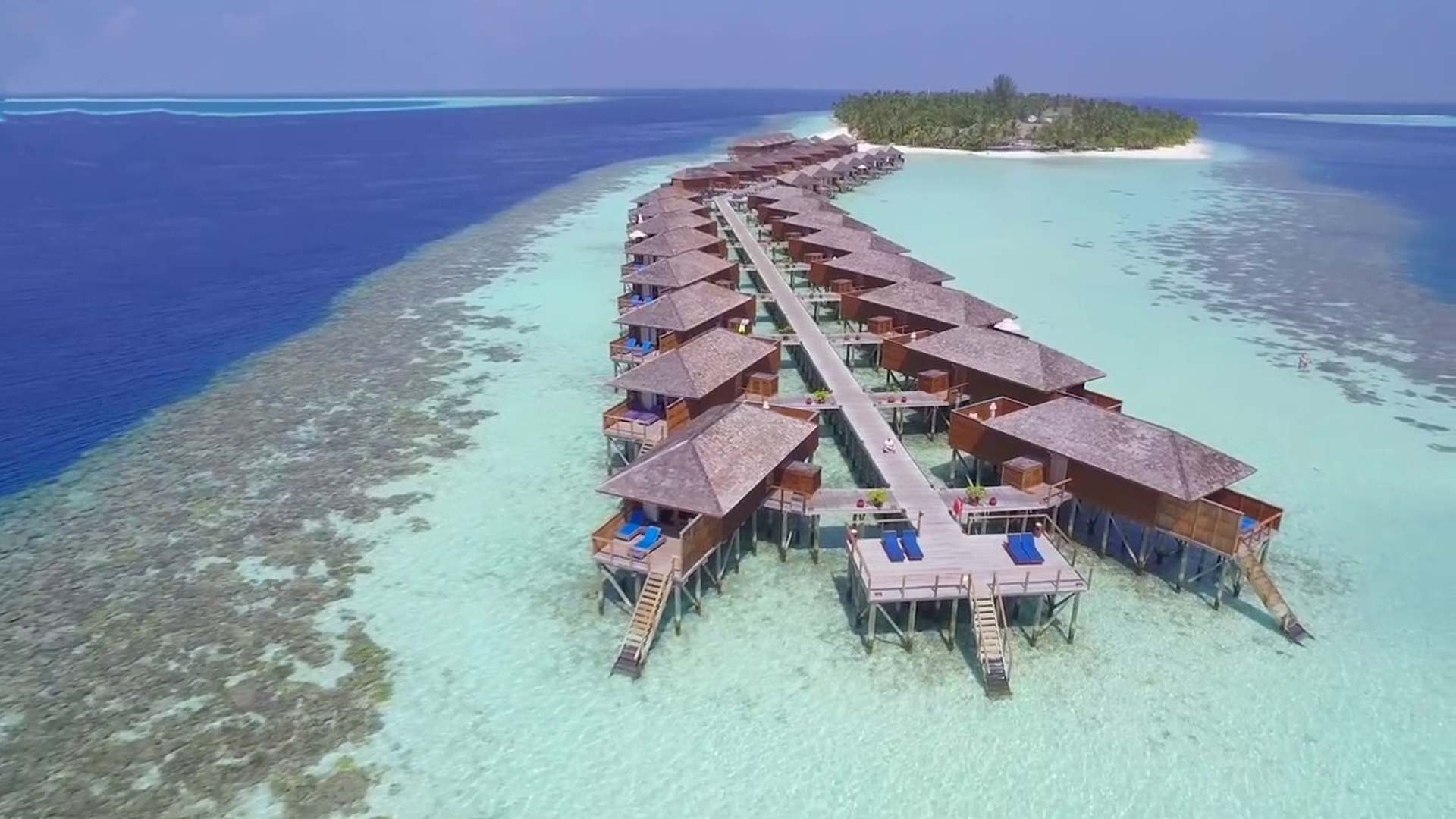 Vilamendhoo island resort. Виламенду отель Мальдивы. Мальдивы отель Vilamendhoo. Vilamendhoo Island Resort 4. Мальдивы Meeru Island.